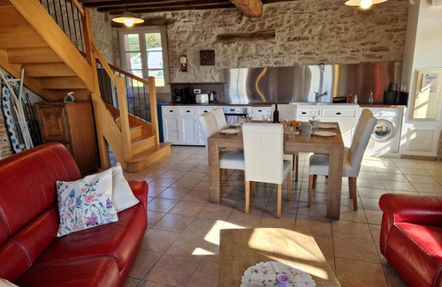 Charroux Cottage | Stone cottage in Charroux with pool, perfect for family and friends