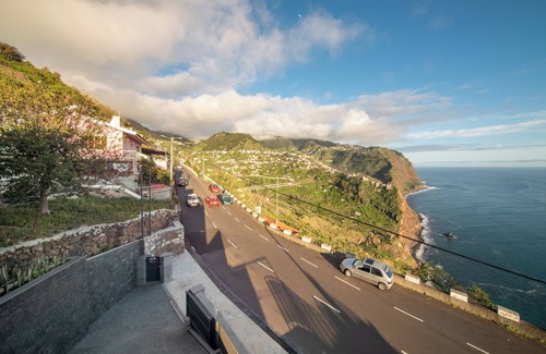 Ribeira Brava House | Stone House by Mth