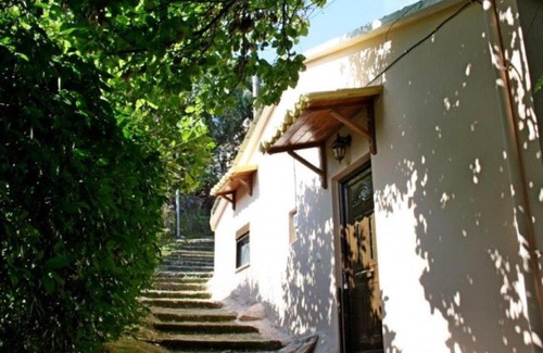 Dafnata Apartment | Stone House PLATON