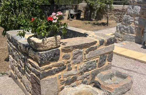 Olympi House | Stone Olympi Lodge 1 - Chios Cozy Hideaway