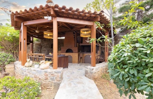 Agia Pelagia Villa | Stone & Sea Villa