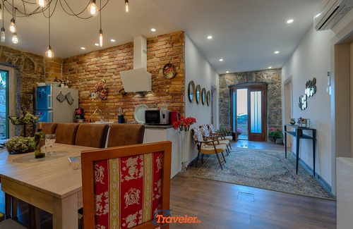 Opatija Villa | Stone villa with large pool, beach, sea view - TRAVELER Reisbeuro Krk. ID 2217