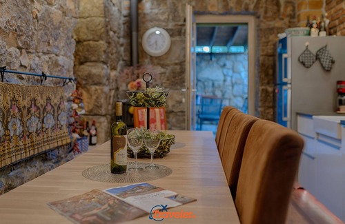 Opatija Villa | Stone villa with large pool, beach, sea view - TRAVELER Reisbeuro Krk. ID 2217