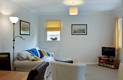 Ryde House | Stonecot