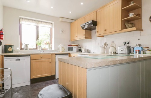 Penrith Cottage | STONEGARTH COTTAGE, family friendly, with a garden in Newby