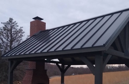 Hesston Cottage | Stones Throw to Seven Points Raystown Lake. NEW 2022 PAVILION. Bike to trails.
