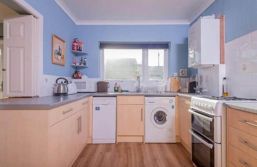 Leven Ski Chalet | Stonesthrow | Elie