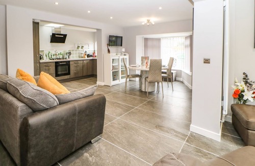 Greenhead Cottage | STONEY WALL, romantic, with hot tub in Haltwhistle