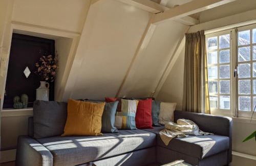 Burgwallen Nieuwe Zijde Bed & Breakfast | StoreStay DamSquare