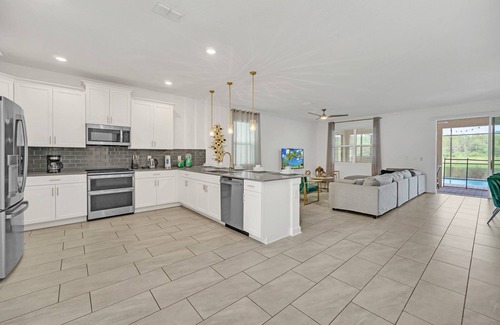 Kissimmee Resort | Storey Lake Home W/Game Room,Pool and near Disney