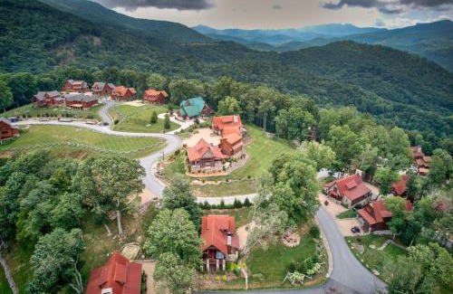 Banner Elk House | Storybook Cottage at Eagles Nest