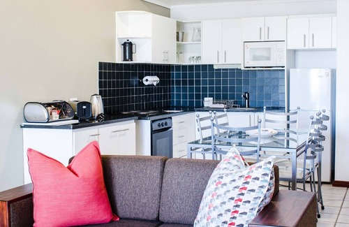 Strand Apartment | Strand Pavilion