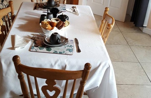 Cahirciveen House | Strand's-End House