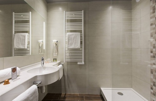 Schiltigheim Hotel | Strasbourg Nord Schiltigheim Lac 4 étoiles