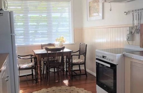 Martinborough House | Strasbourge Cottage, Martinborough