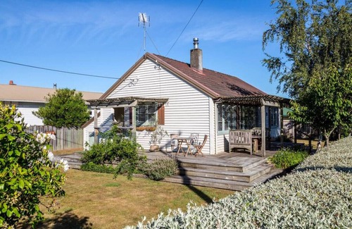 Martinborough House | Strasbourge Cottage, Martinborough