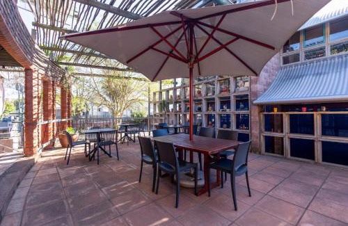 Berea Bed & Breakfast | Stratfords Guesthouse and Conference Venue