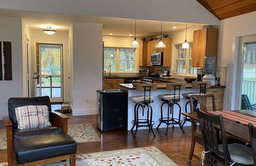 Germantown House | Streamside Classic 1800s w/ addition near Germantown & Hudson