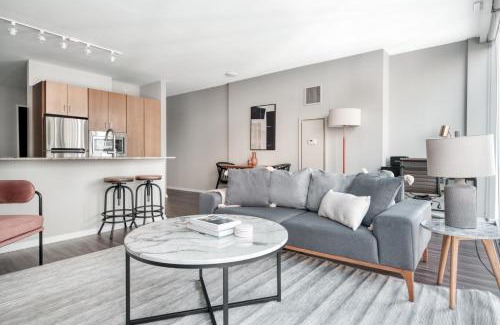 Streeterville Apartment | Streeterville jr 1br w pool gym nr Riverwalk CHI-875