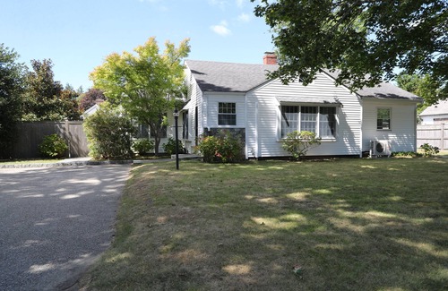 Falmouth House | Stroll to Surf Drive Beach and Main Street!