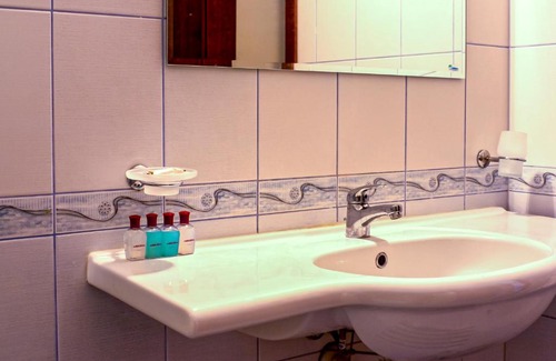 Saints Constantine and Helena Apartment | Studio on Maxi complex with parking