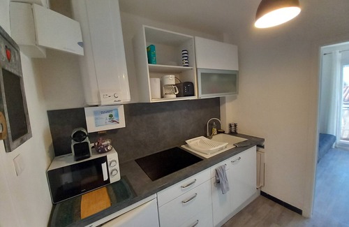 Saint-Nazaire Apartment | Studio à 40 Mètres de la Plage