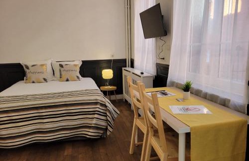 Cambrai Apartment | Studio 1 du Temple Hyper Centre