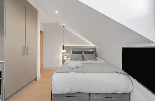 Little Venice Apartment | Studio 19 OneStay Maida Vale