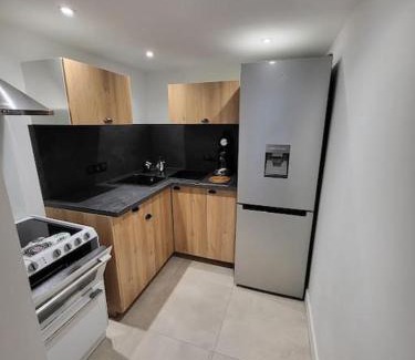 Carignan-de-Bordeaux Apartment | Studio 2 personnes équipé
