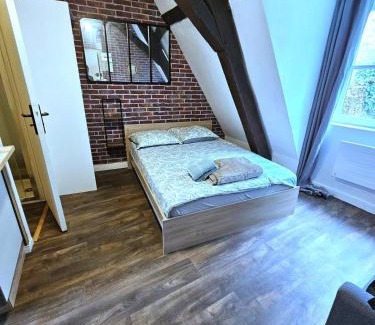 Montlucon Apartment | Studio 20 minutes à pieds de la gare de Montluçon