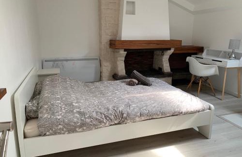 Quartier Centre Ville Apartment | studio 21m2 équipé et meublé centre ville Massy
