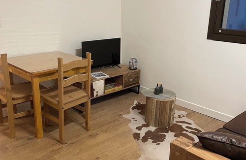 Porte-Puymorens Apartment | Studio 3 Col Rouge aux Pieds des Pistes de Skis