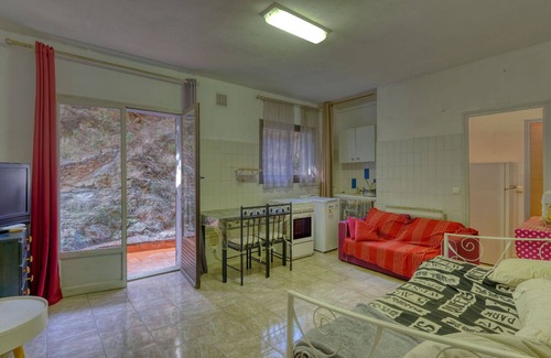 Santa-Maria-di-Lota Apartment | Studio 3 minutes from the beach