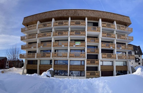 Cognet Apartment | Studio 6 ppl, 52m², ski-in/out, parking, Alpe d'Huez