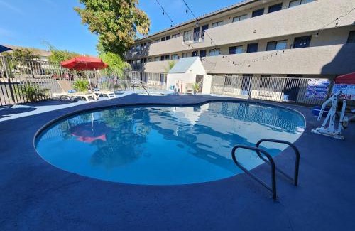 South Natomas Hotel | Studio 6 Sacramento, CA Natomas