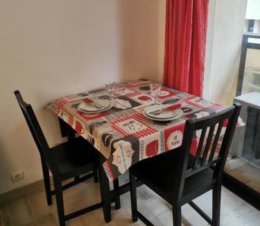 Antibes Old Town Apartment | Studio antibes mer