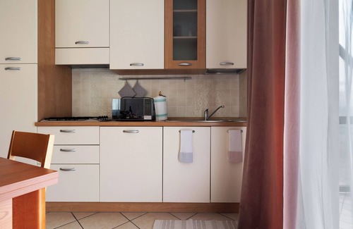 Gardola Apartment | Studio Apartment 'G and B Apartments Elena' with Mountain View, Shared Pool and Wi-Fi