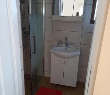 Ika Apartment | Studio Apartman