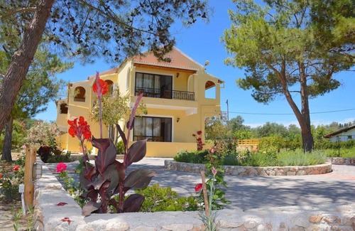 Melikia Apartment | Studio Apartment 'Alexandra Studio 11' with Private Balcony & Wi-Fi