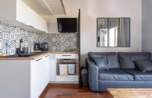 Biscarrosse Plage Apartment | Studio Apartment 'Charmant Mezzanine' with Private Terrace and Balcony