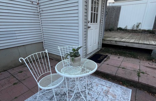 Sherwood Manor Apartment | Studio Apartment in Enfield