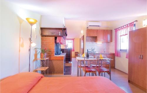 Valbandon Apartment | Studio Apartment In Valbandon