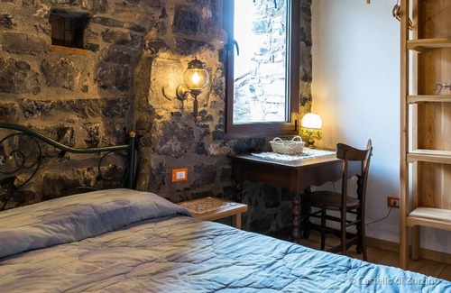 Zorzino Other | Studio apartment with mezzanine in a historic building in Zorzino