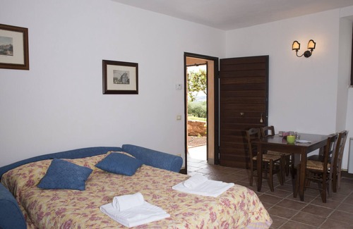 San Mariano Apartment | Studio Apartment - Park View