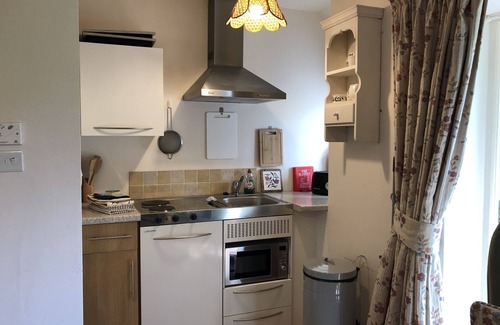 Looe Apartment | Studio Apartment set far from the madding crowd