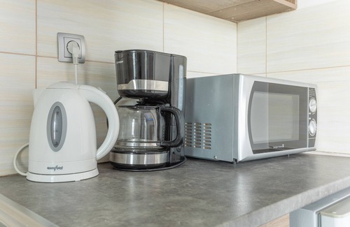 Alikanas Apartment | Studio Apartment "Villa Dionysia S2" close to the Beach with Shared Pool & Wi-Fi