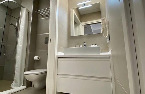 Municipio 2 House | Studio apartment with parking Polyclinic area.