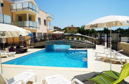 Funtana Apartment | Studio Apartments Funtana with pool