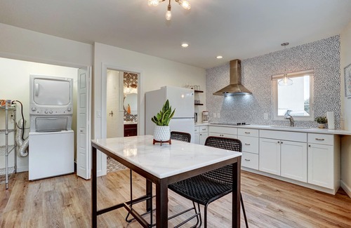 Downtown Dunedin Apartment | Studio Apt w/Private Balcony Overlooking Downtown Main St