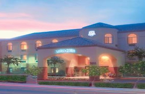 Palo Verde Apartment | Studio at Varsity Clubs of America-Tucson Chapter, AZ